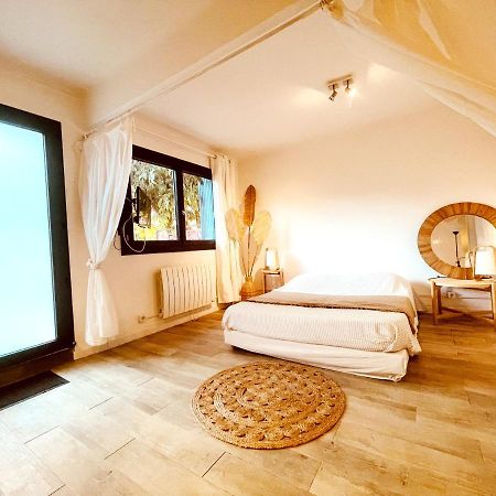 Superbe Appartement Boheme Dans Les Vignes Nîmes Eksteriør billede