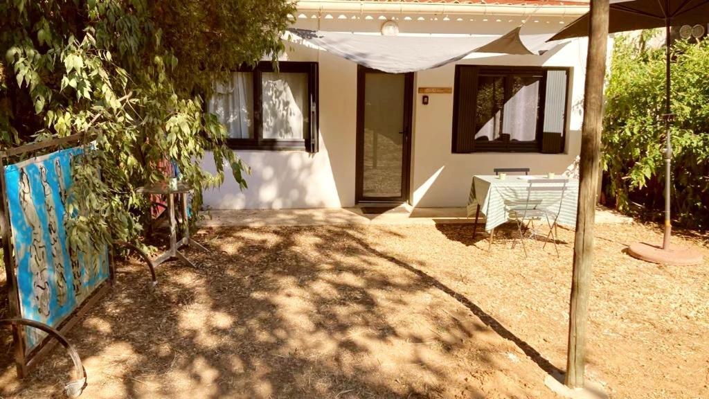 Superbe Appartement Boheme Dans Les Vignes Nîmes Eksteriør billede