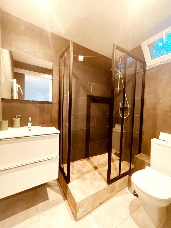 Superbe Appartement Boheme Dans Les Vignes Nîmes Eksteriør billede